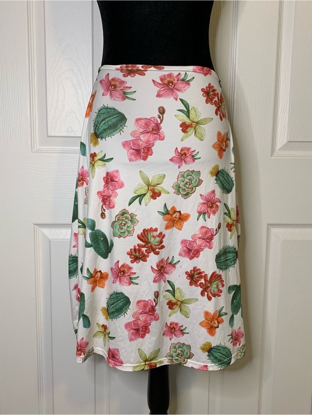 Floral White A-Line Succulent Plant Print Skirt